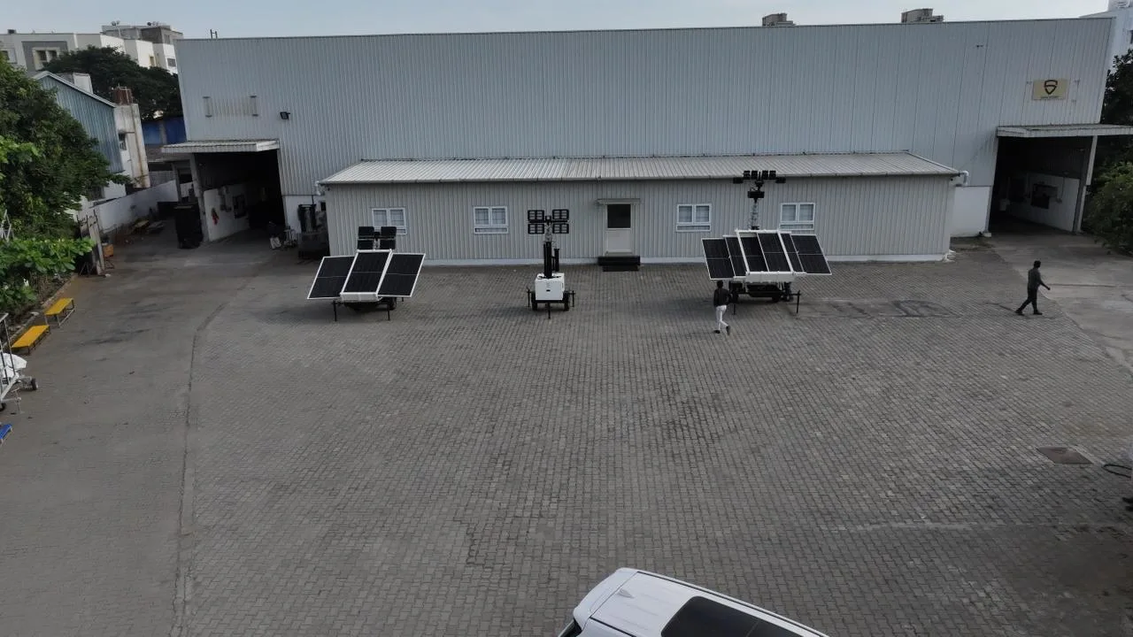 Hybrid Light Tower Structure